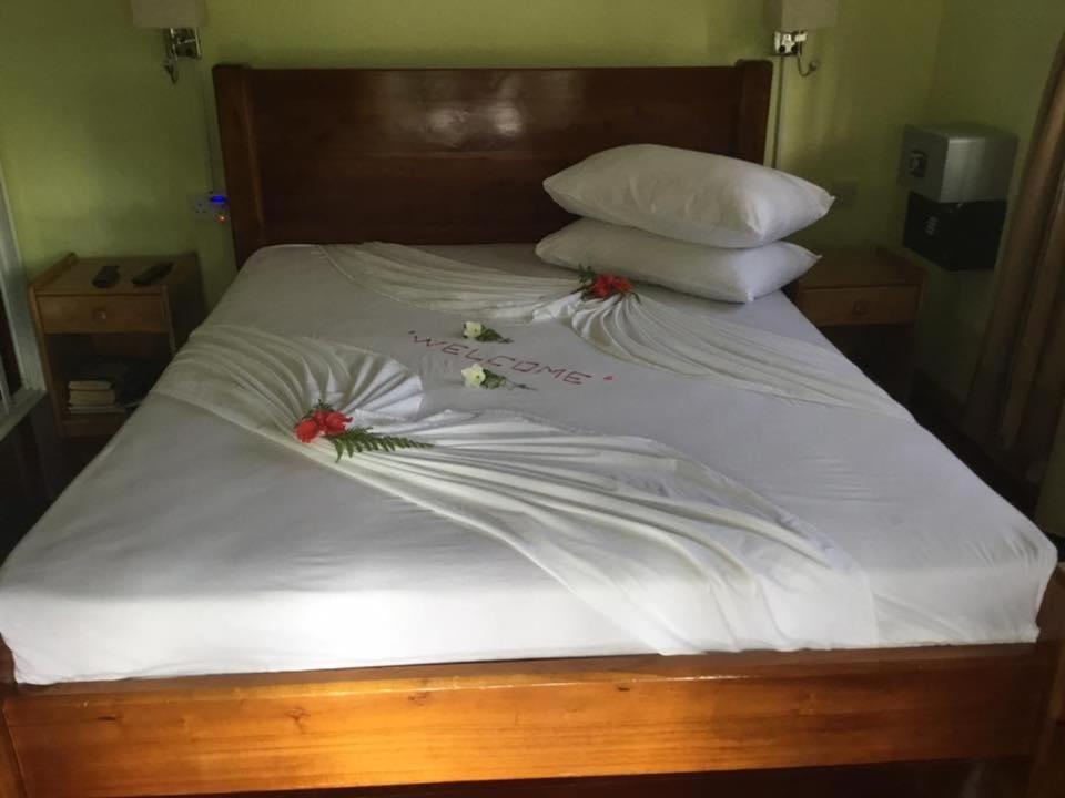 Benjamine'S Guesthouse La Digue Exterior photo