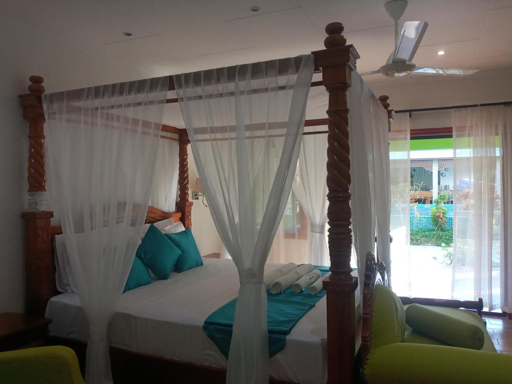 Benjamine'S Guesthouse La Digue Exterior photo