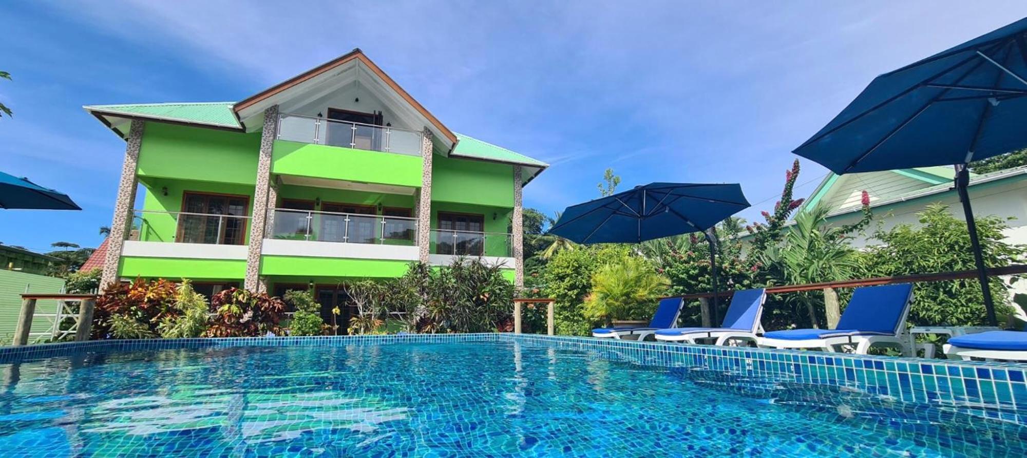 Benjamine'S Guesthouse La Digue Exterior photo